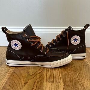 Converse All Star Chuck Taylor. Men’s size 9.